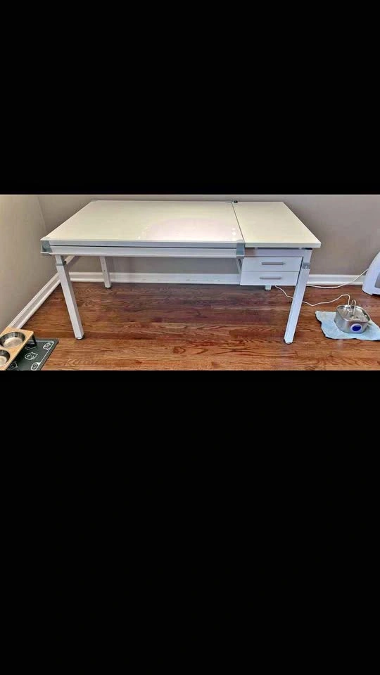 White Desk