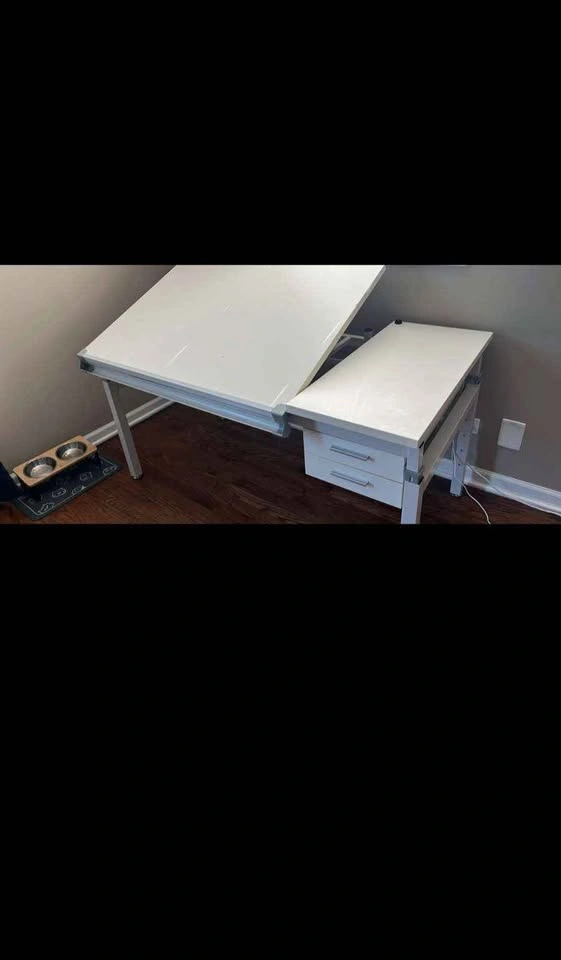 White Desk - photo 3