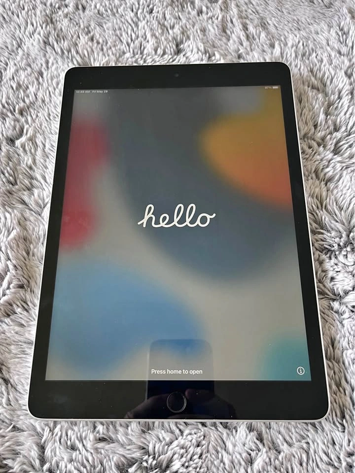 Apple iPad 9th Gen 256GB - Like New