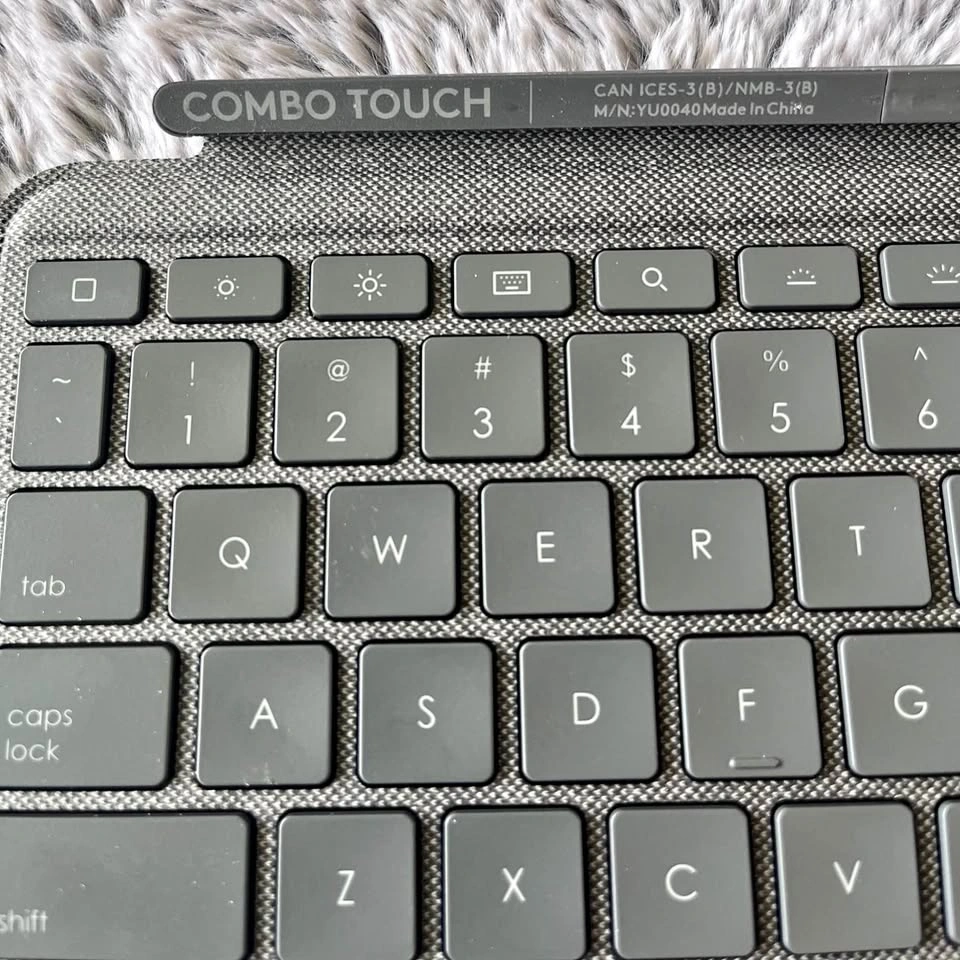 Logitech Combo Touch Keyboard Case for iPad Gen 9/8/7