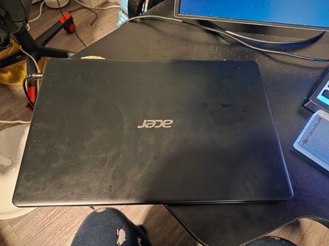 Acer Aspire 3 Laptop - photo 3