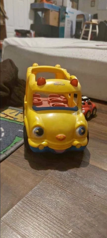 Yellow magic School Bus Toy