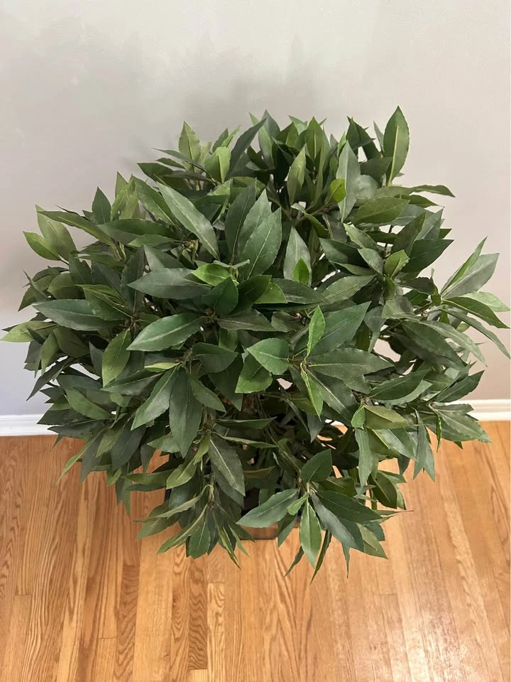 Fake Artificial Tree and Planter - photo 3
