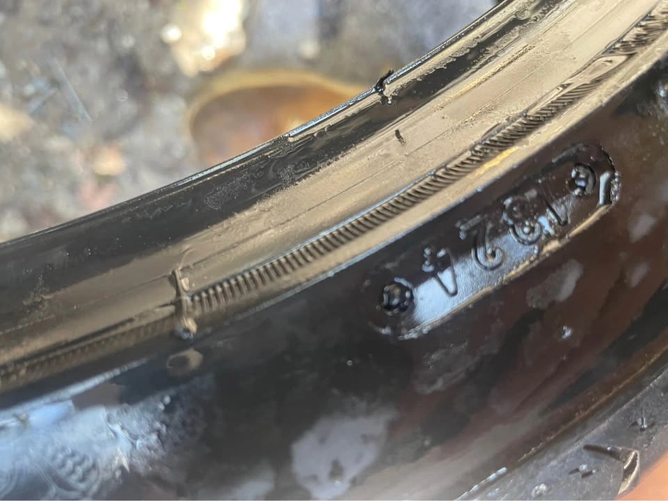 225/40R18 MAXTREK All Season Tire - photo 2
