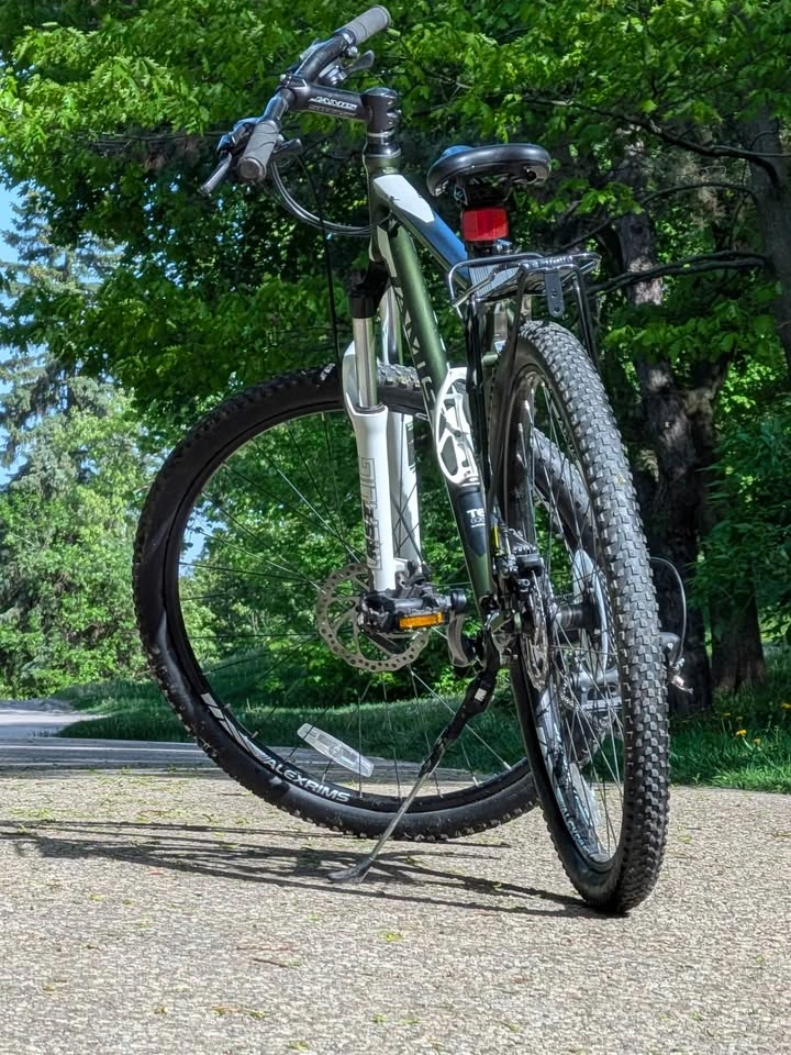 Jamis Trail X Mountain Bike - photo 2