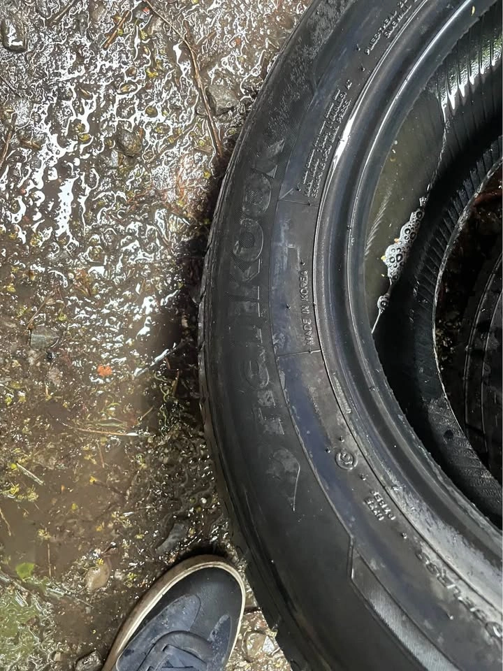 225/60R16 Hankook All Season Tires - photo 2