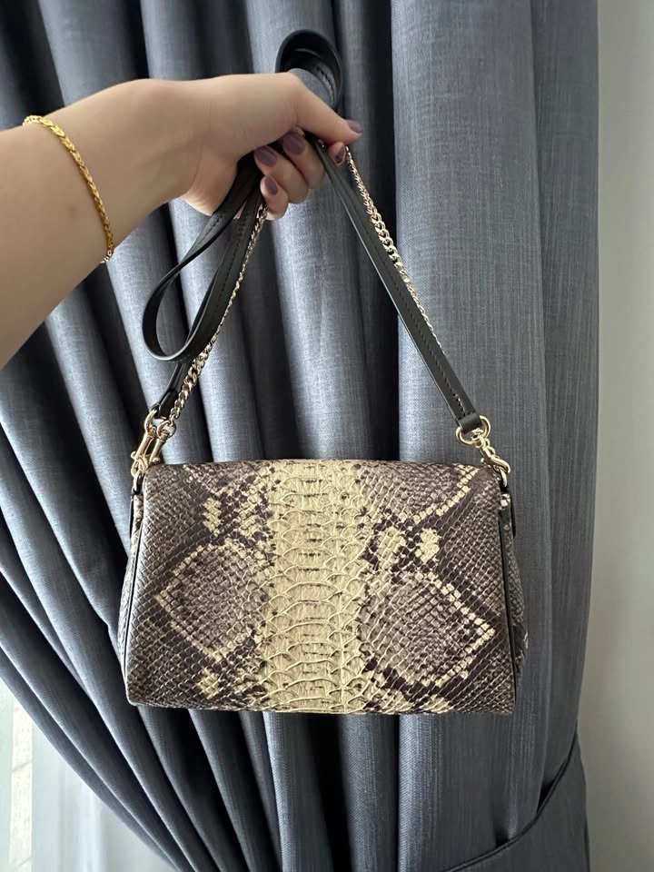 Coach Mini Ruby Crossbody Bag Style F35916 - Like New - photo 3