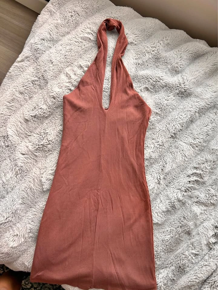 Aritzia Wilfred Halter Dress