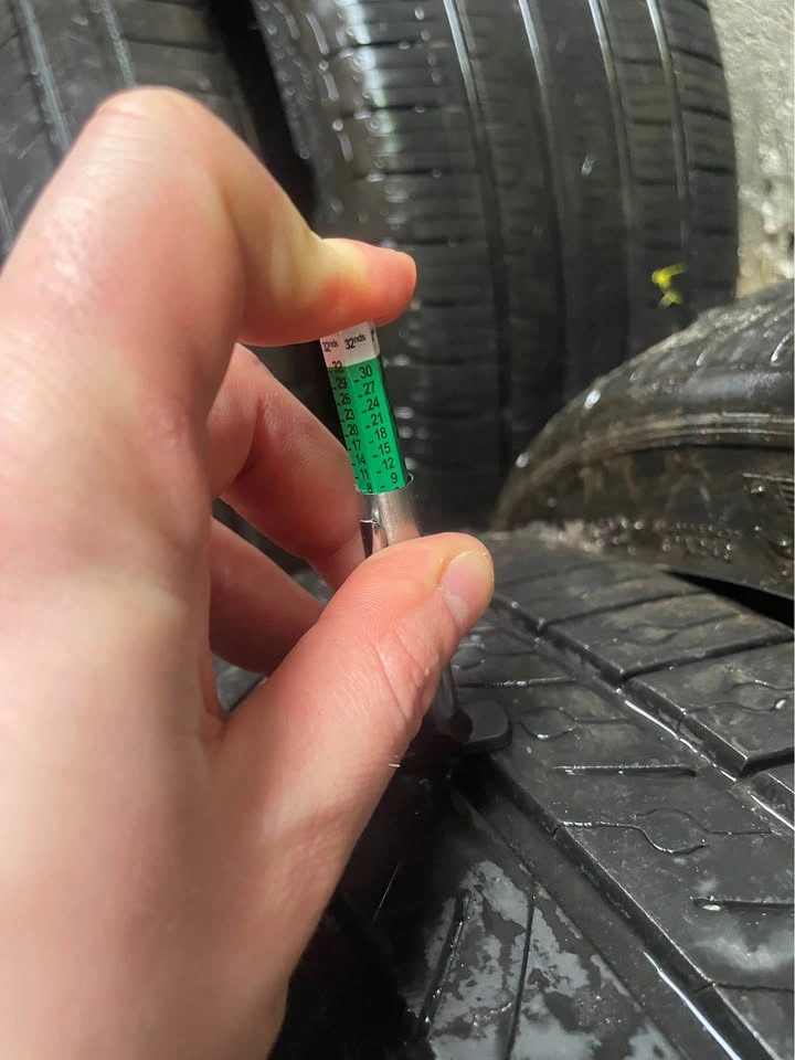 225/40R18 All Season Tires - set of 4 - photo 4