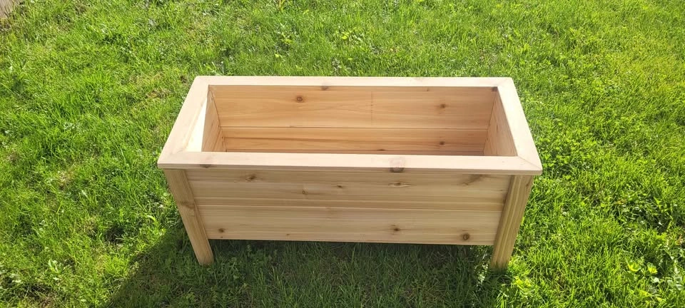 Cedar Wood Garden Planter Box - photo 2