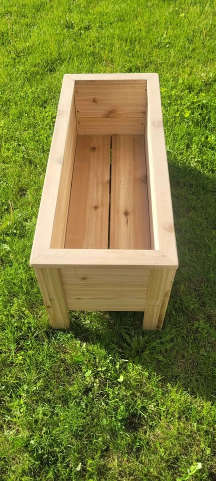 Cedar Wood Garden Planter Box - photo 3