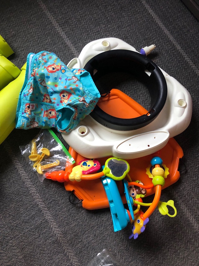 Bright Starts Activity Centre baby bouncer - photo 2