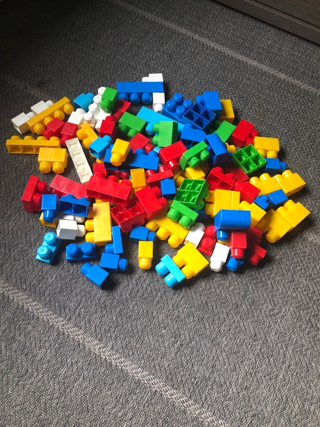 Mega Bloks 100 Pieces