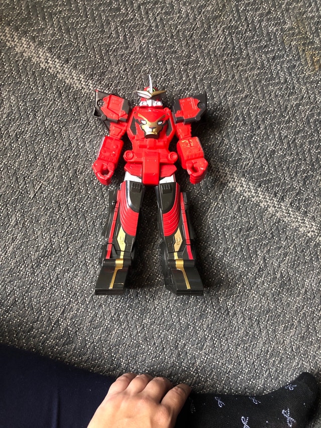 Power Rangers Lion Fire Fortress