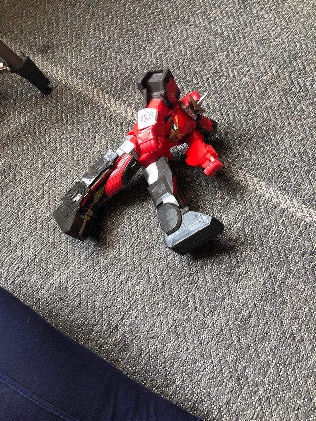 Power Rangers Lion Fire Fortress - photo 4