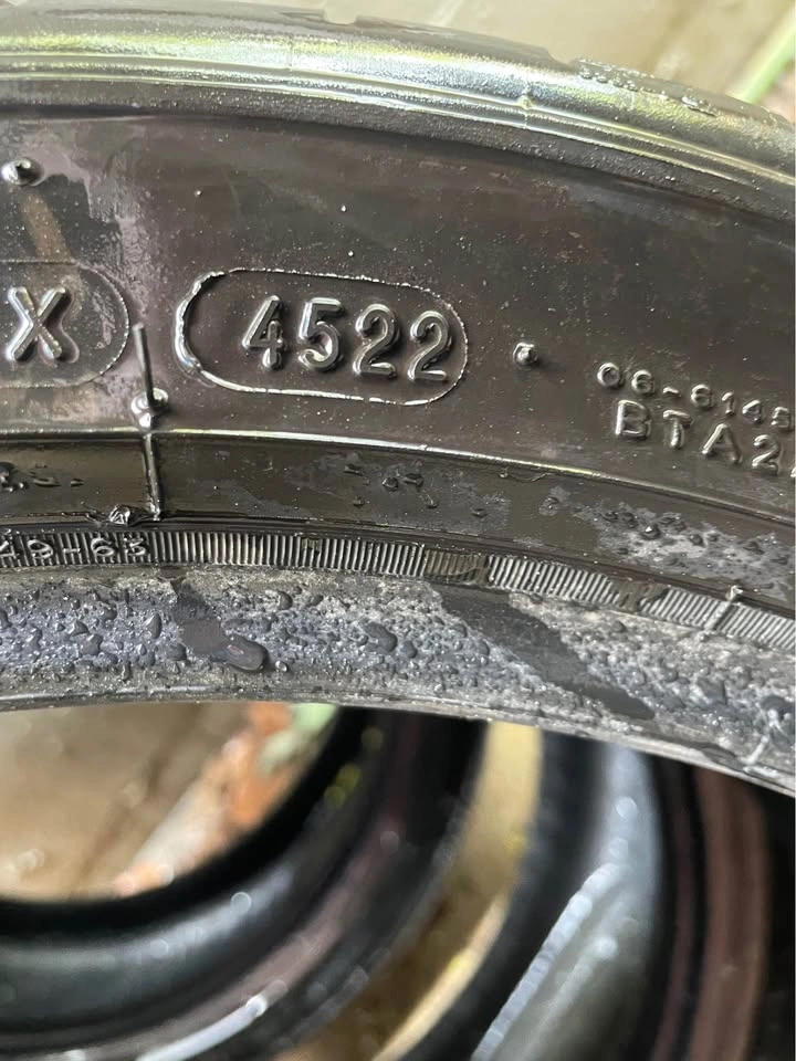 225/40R18 Michelin All Season Tires - 3 Available - photo 4
