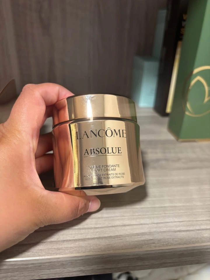 Lancôme Absolue Regenerating Brightening Soft Cream 60ml - photo 3