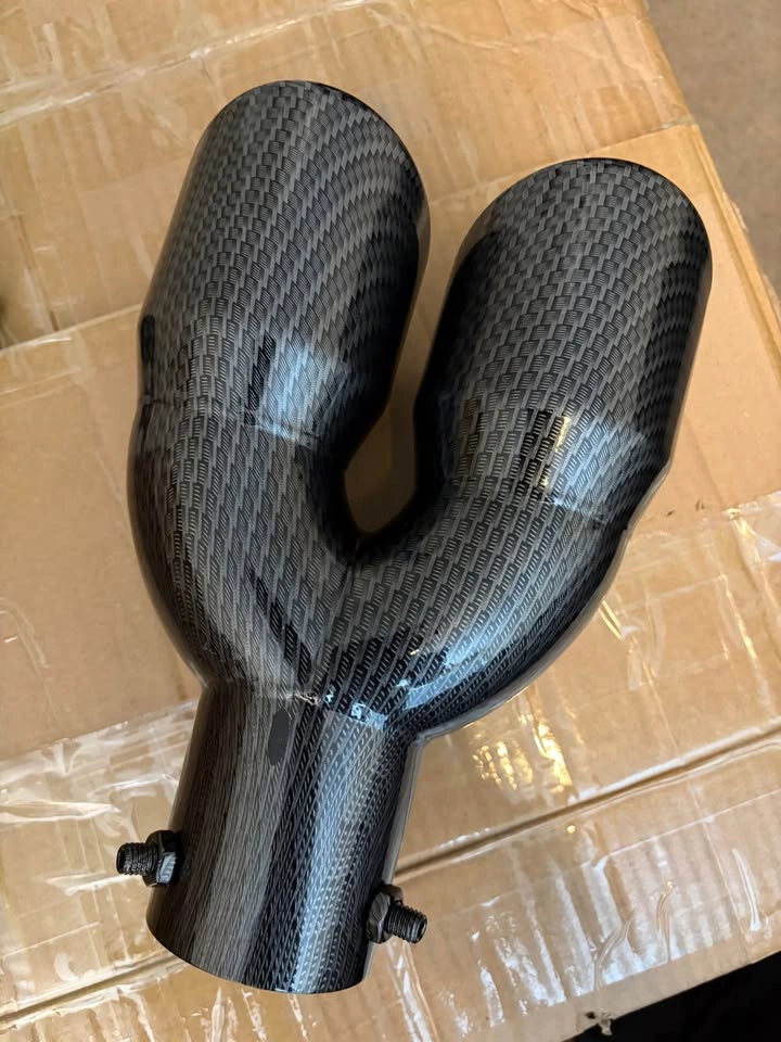 Dual Exhaust/Muffler Tip 2.5 in