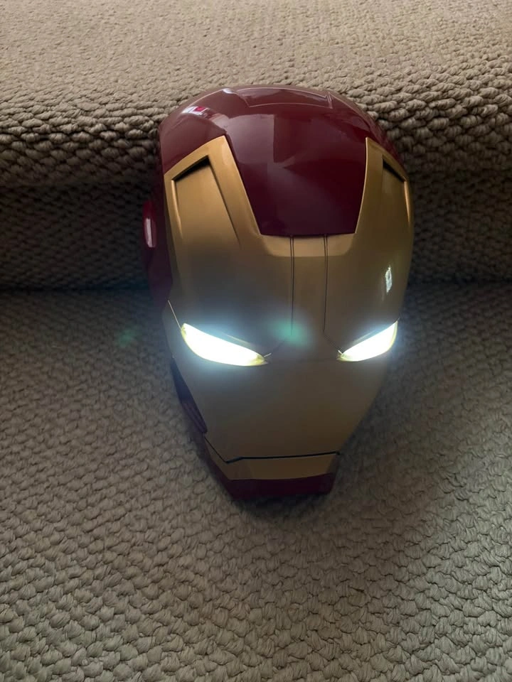 Iron Man Mask Wall Light - photo 4