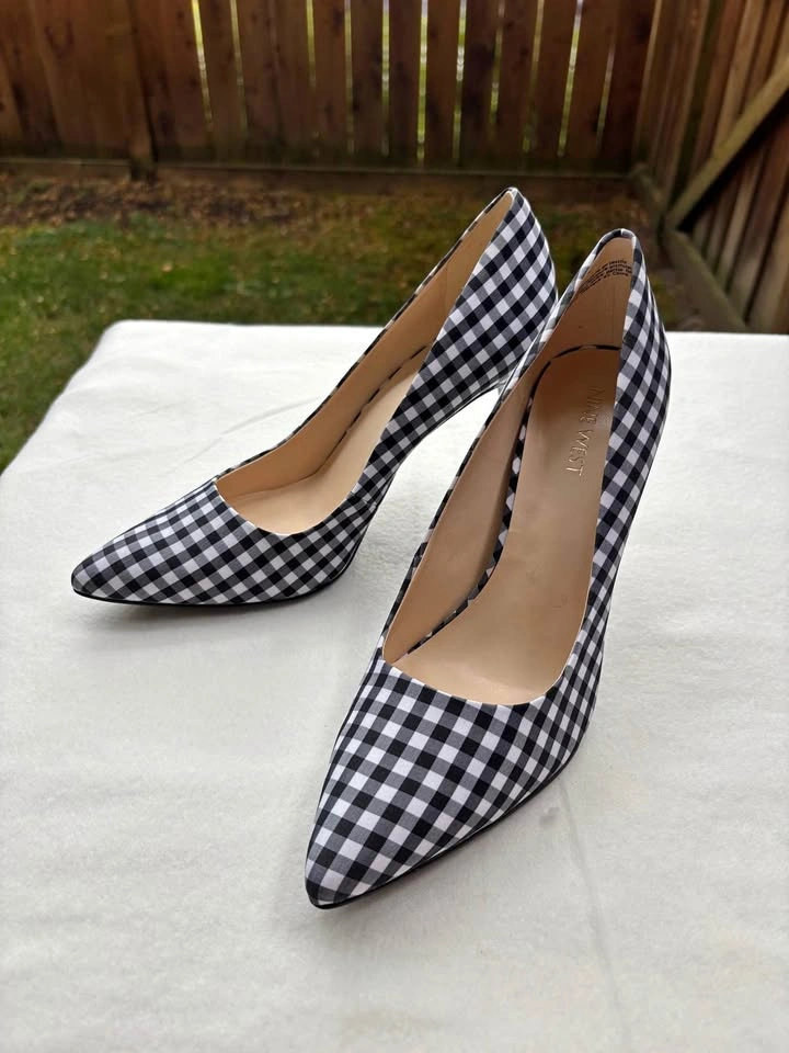Nine West Black White Gingham Pumps - Size 8.5