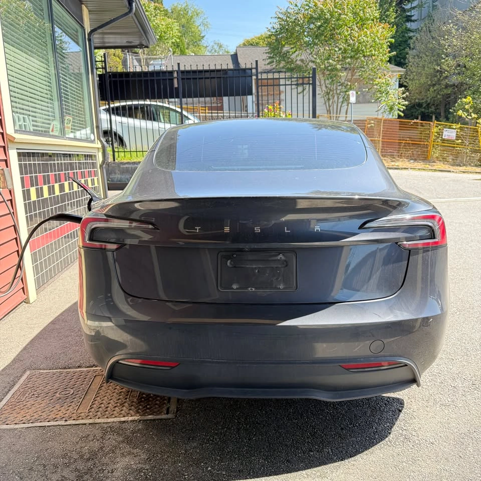 2024 Tesla Model 3 Standard Range Plus - photo 5