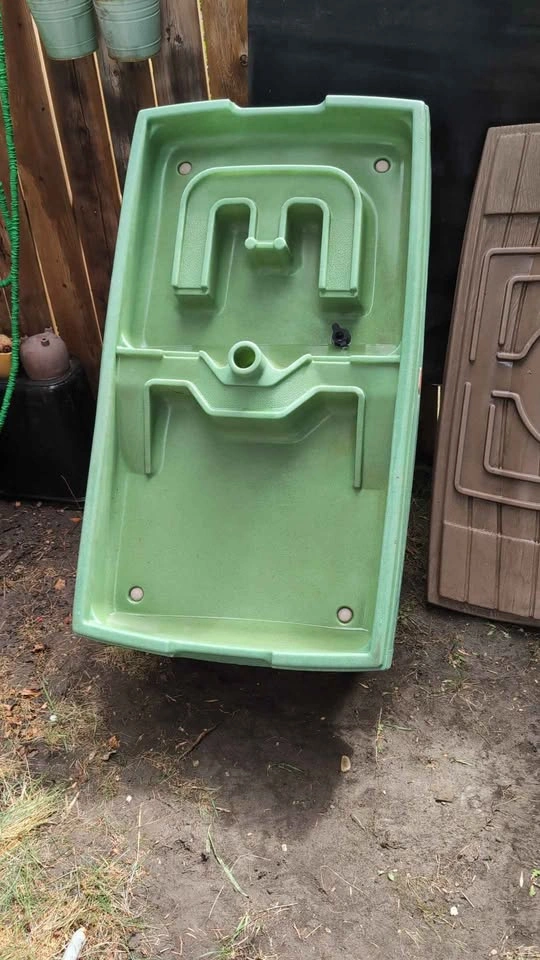 Kids Plastic Sandbox Water Table Set Green Base Brown Lid - photo 3