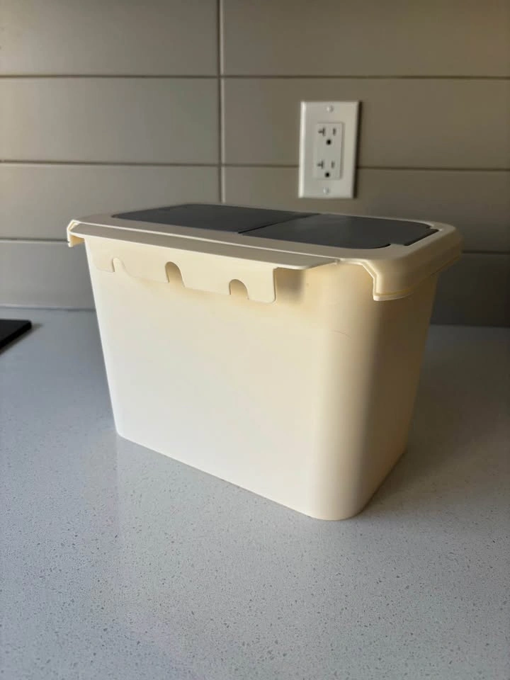 Kitchen compost bin with push-open lid - photo 2