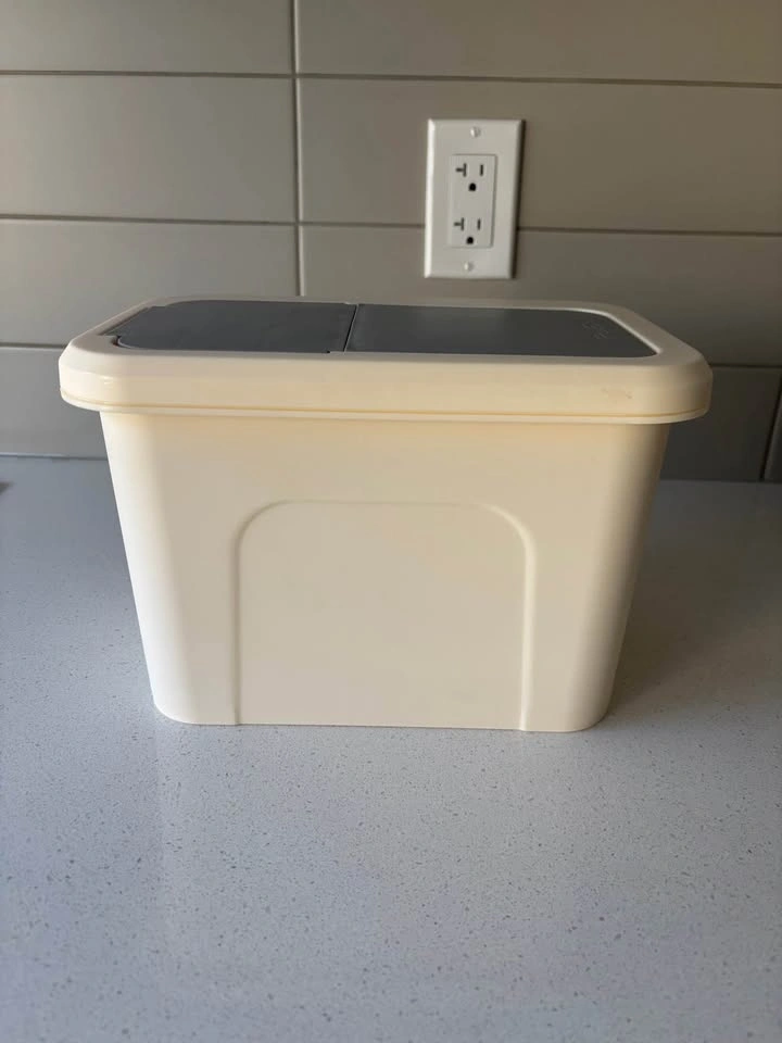 Kitchen compost bin with push-open lid - photo 5
