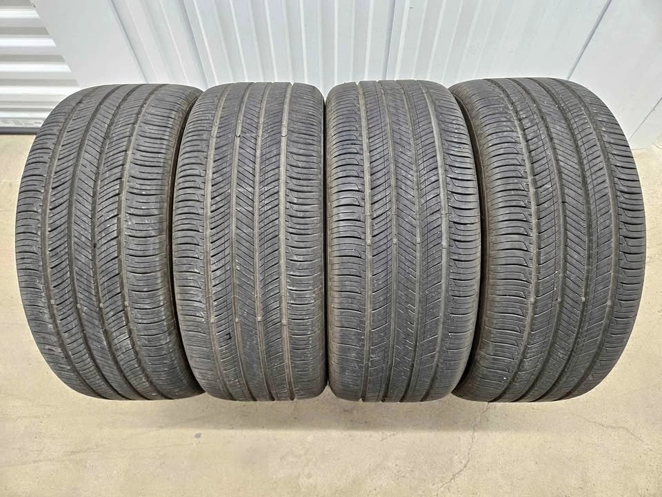 225/45R17 Hankook Kinergy GT Tires