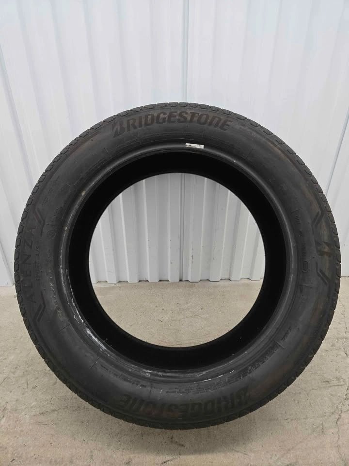 275/45R20 Bridgestone Alenza Tire - photo 5
