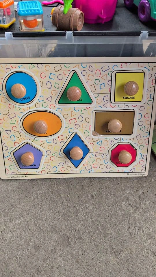 Vintage Melissa and Doug Shape Puzzle