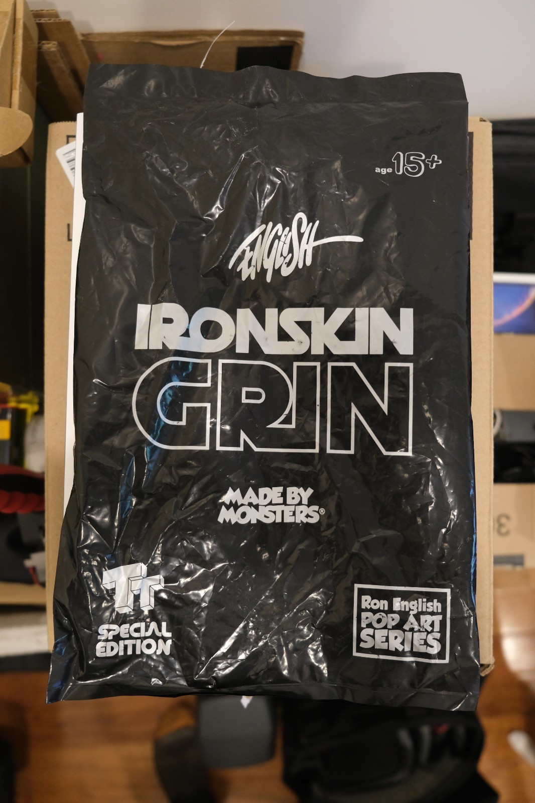 Ron English Ironskin Grin Vinyl Figure #440 of 500 - photo 4