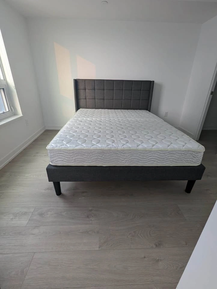 Zinus Spa Sensations 8 inch Hybrid Pocket Spring Mattress, Queen - photo 4