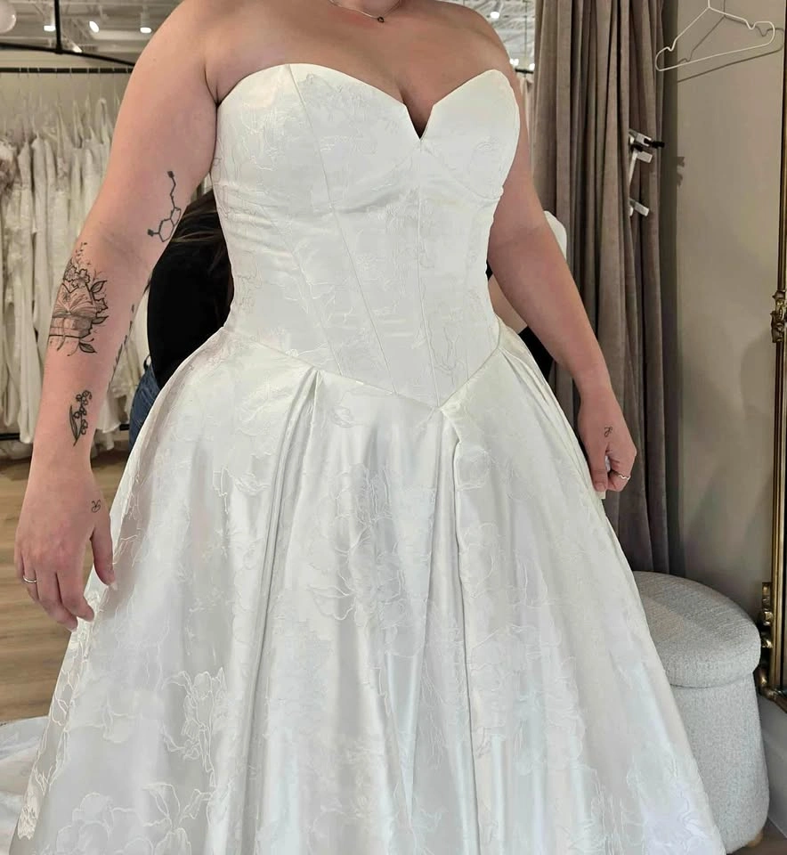 Wedding Dress Size 20