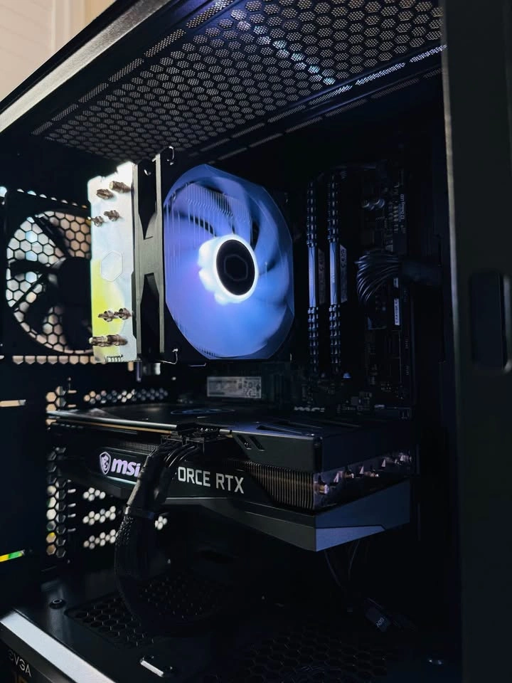 Gaming PC: Ryzen 5 5600X + RTX 3060 Ti + 32GB RAM - photo 2