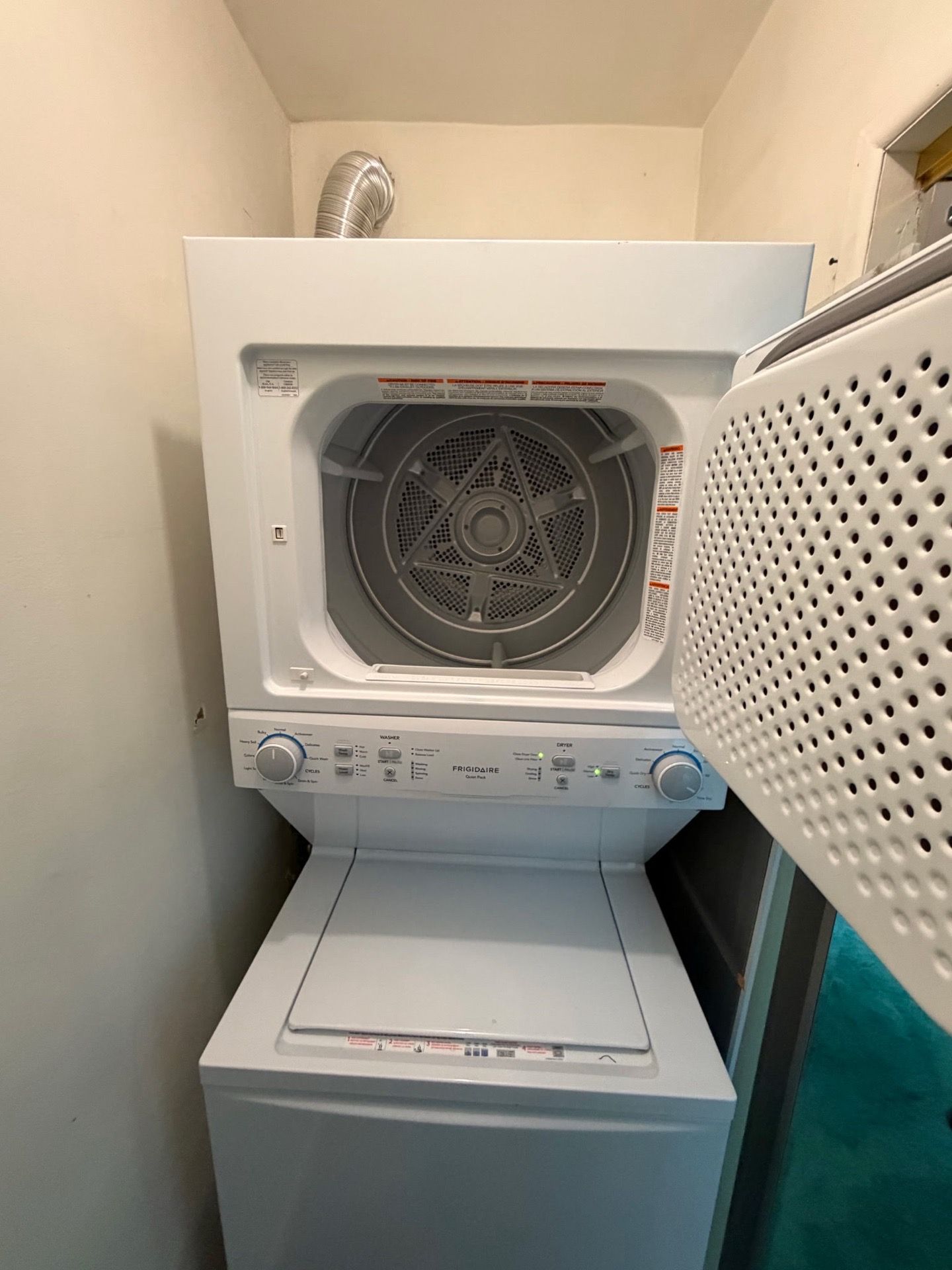Frigidaire Quiet Pack Washer & Dryer - photo 2