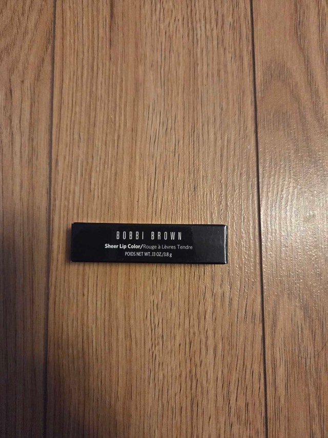 Bobbi Brown Sheer Lip Colour