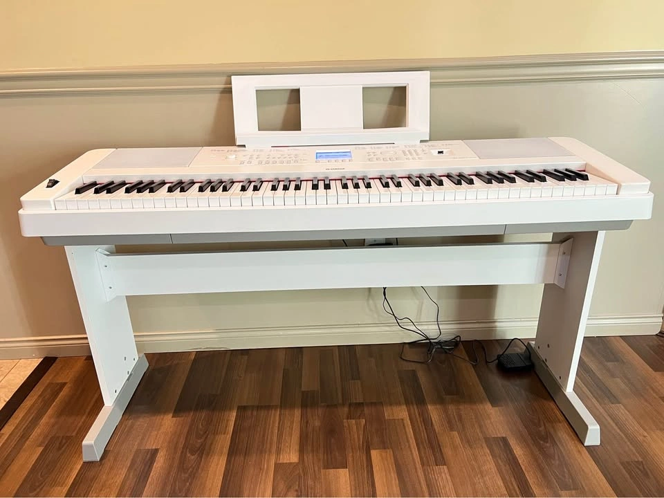 Yamaha DGX660 88-Key Electric Piano - photo 2