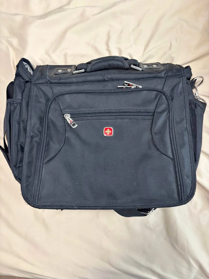 Swiss Gear Laptop Messenger Bag