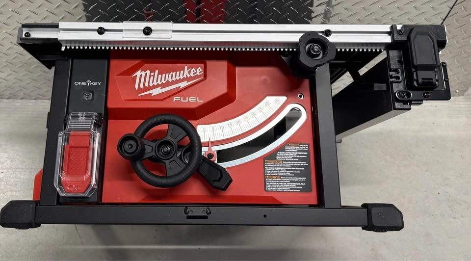 MILWAUKEE 8-1/4" TABLE SAW M18 - photo 2