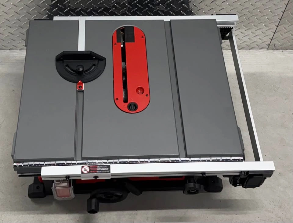 MILWAUKEE 8-1/4" TABLE SAW M18 - photo 4