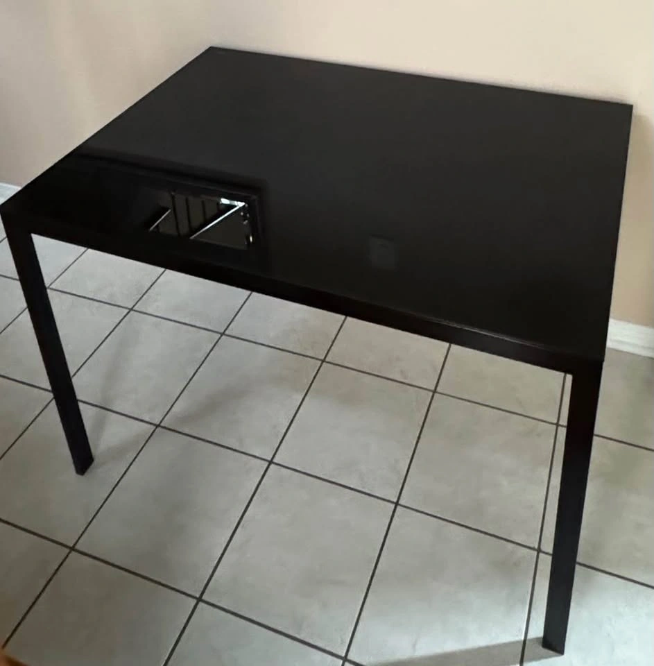Black Glass Top Dining Table - photo 4