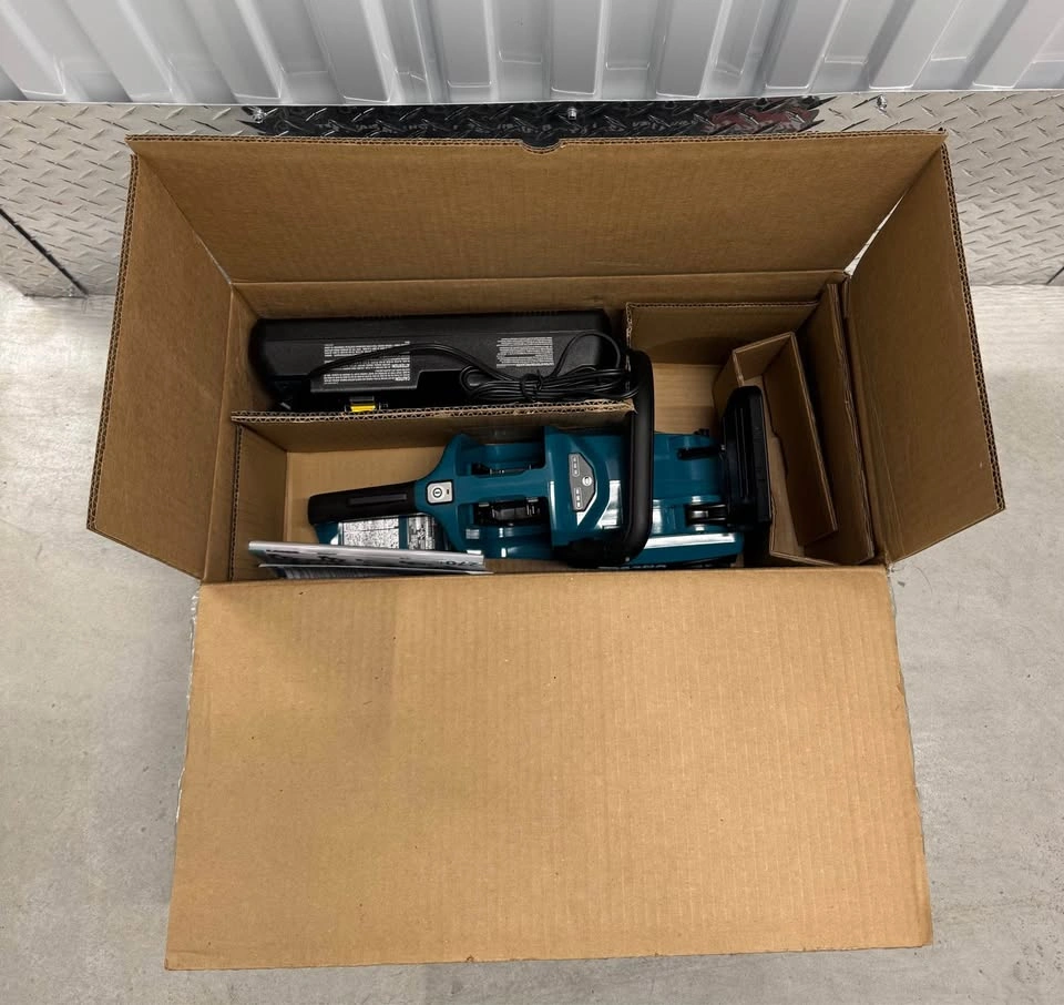 Makita XCU04 Chainsaw - photo 5