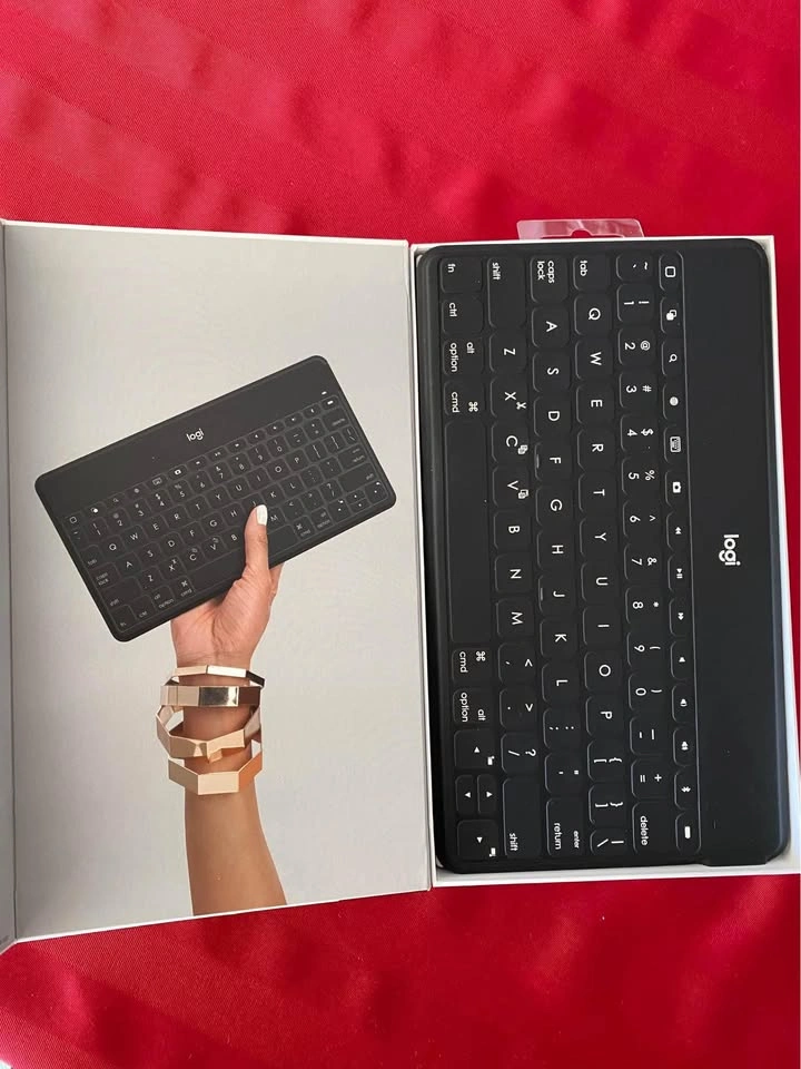 Logitech Keys-To-Go Keyboard - photo 2