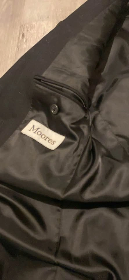 Joseph and Feiss Suit Jacket - photo 3