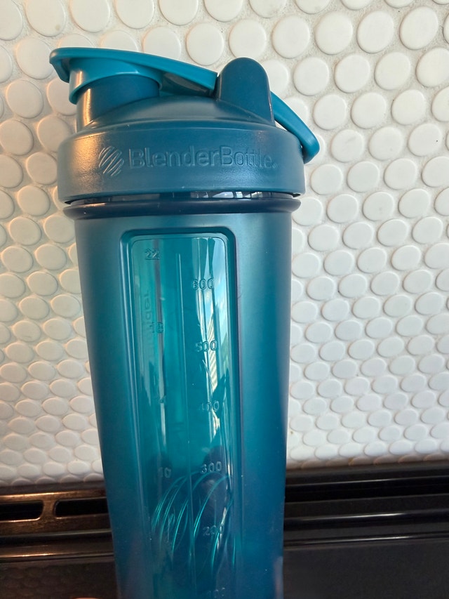 22 Oz Blender Bottle - photo 3