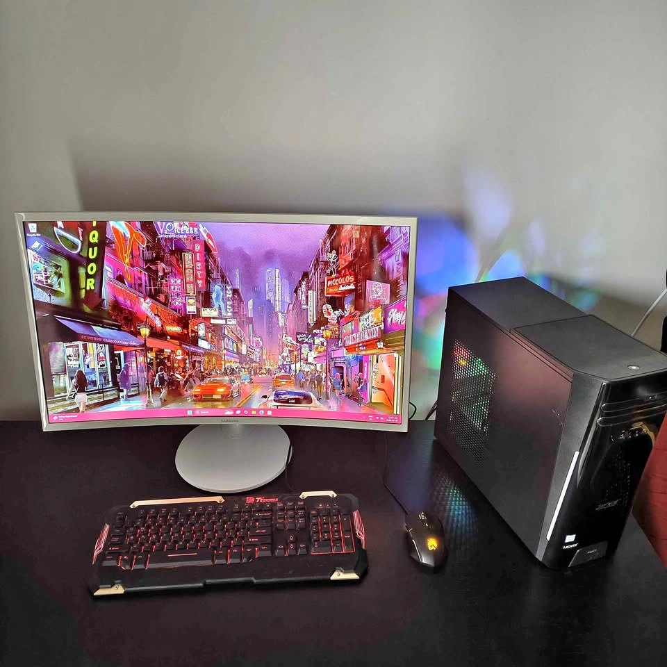 Full Gaming Setup: PC, Monitor, Keyboard and mouse 🔥 Intel i7 •