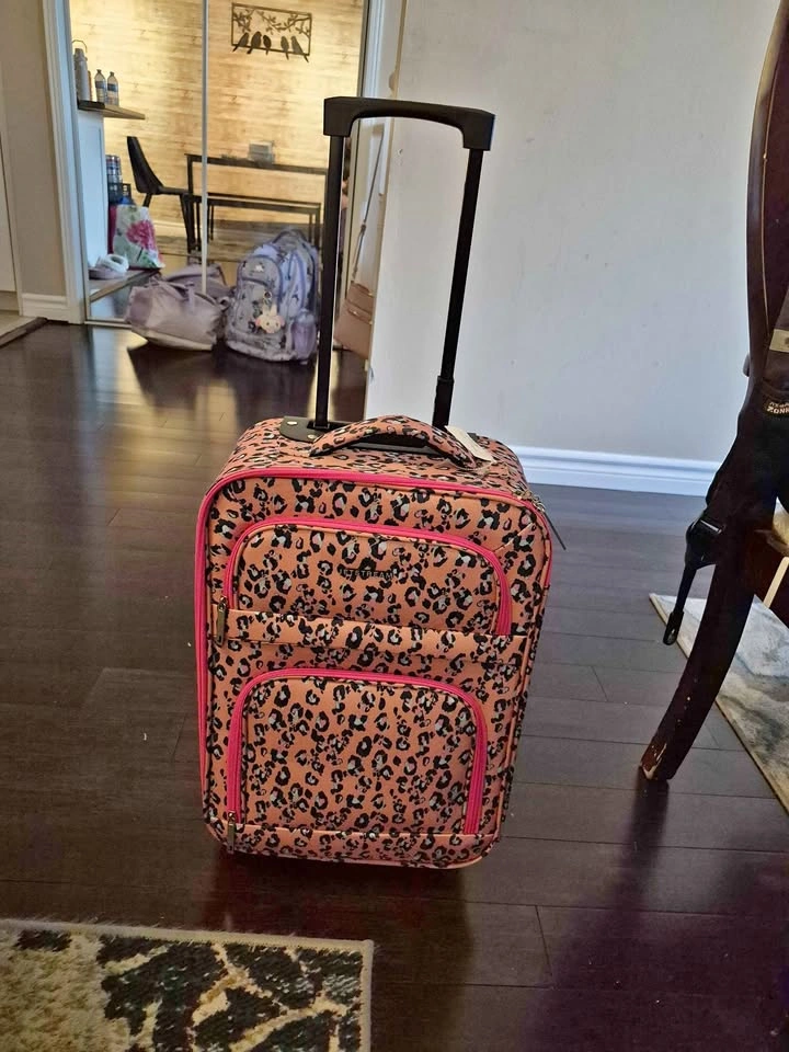 Brand New Carry-on Suitcase Pink Leopard Luggage