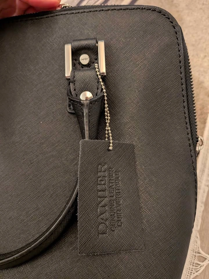 Danier Handbag New - photo 4