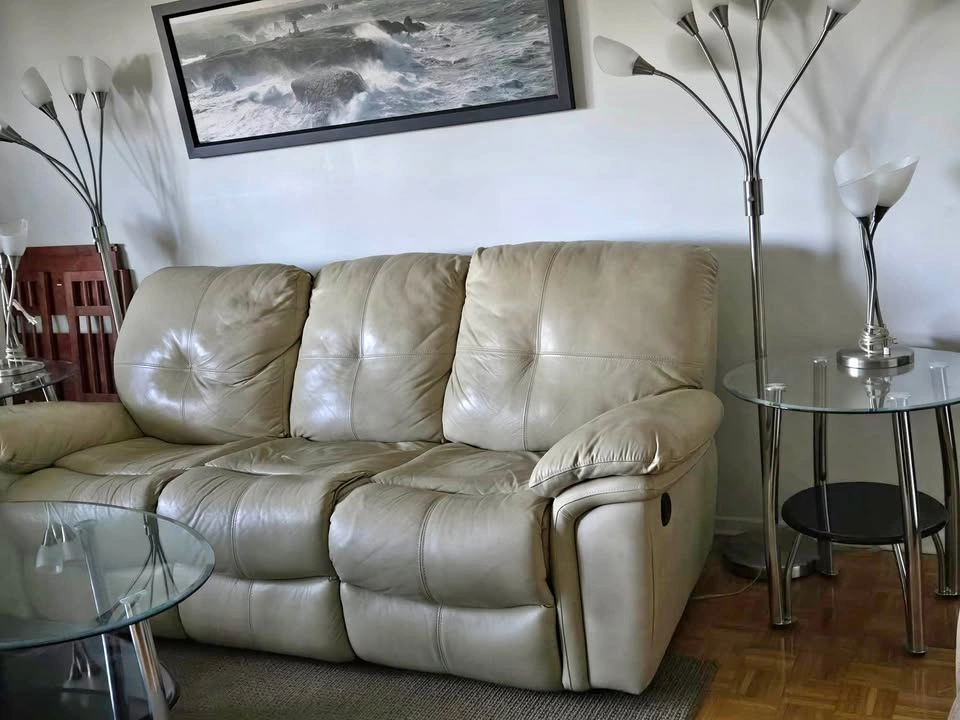 Moving Sale (Listing for a Friend)